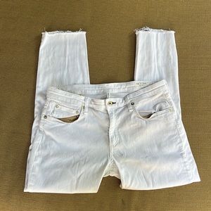 Rag & Bone White Distressed Boyfriend Jeans Sz: 30